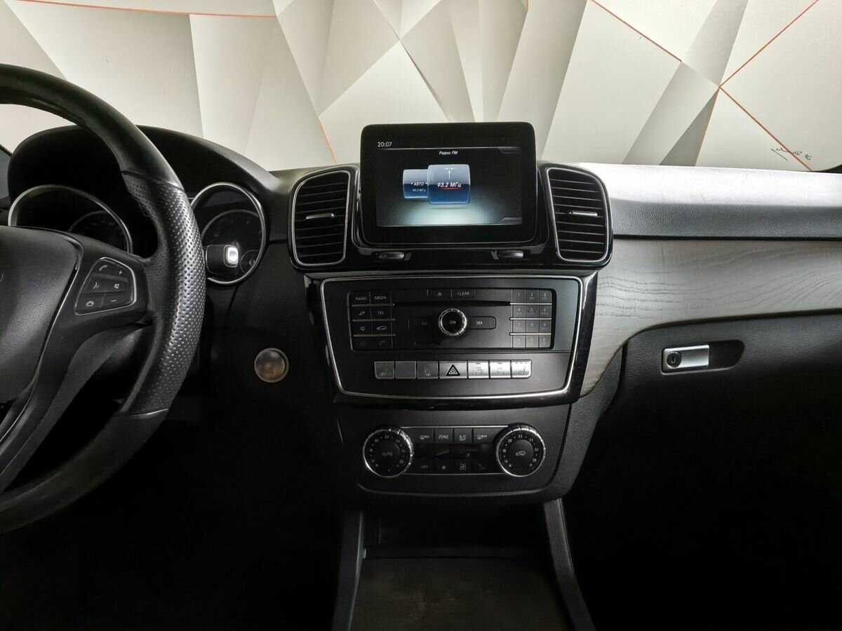 Купить Mercedes-Benz GLE с пробегом. Фото: #10