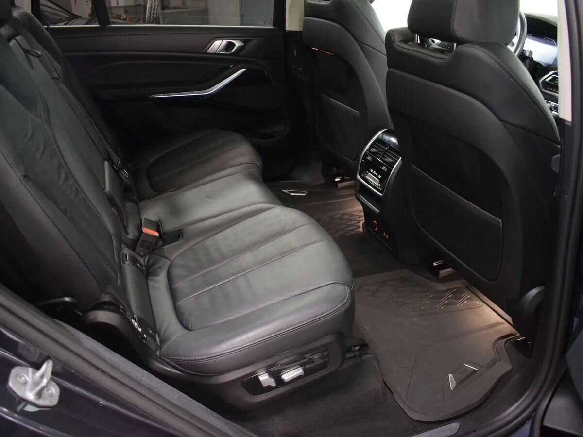 Купить BMW X7 с пробегом. Фото: #8
