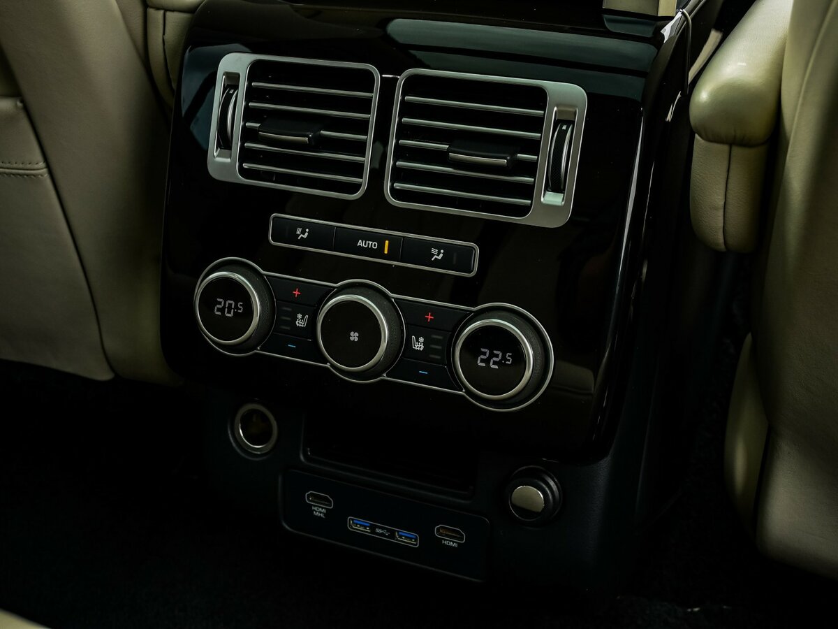 Купить Land Rover Range Rover с пробегом. Фото: #13