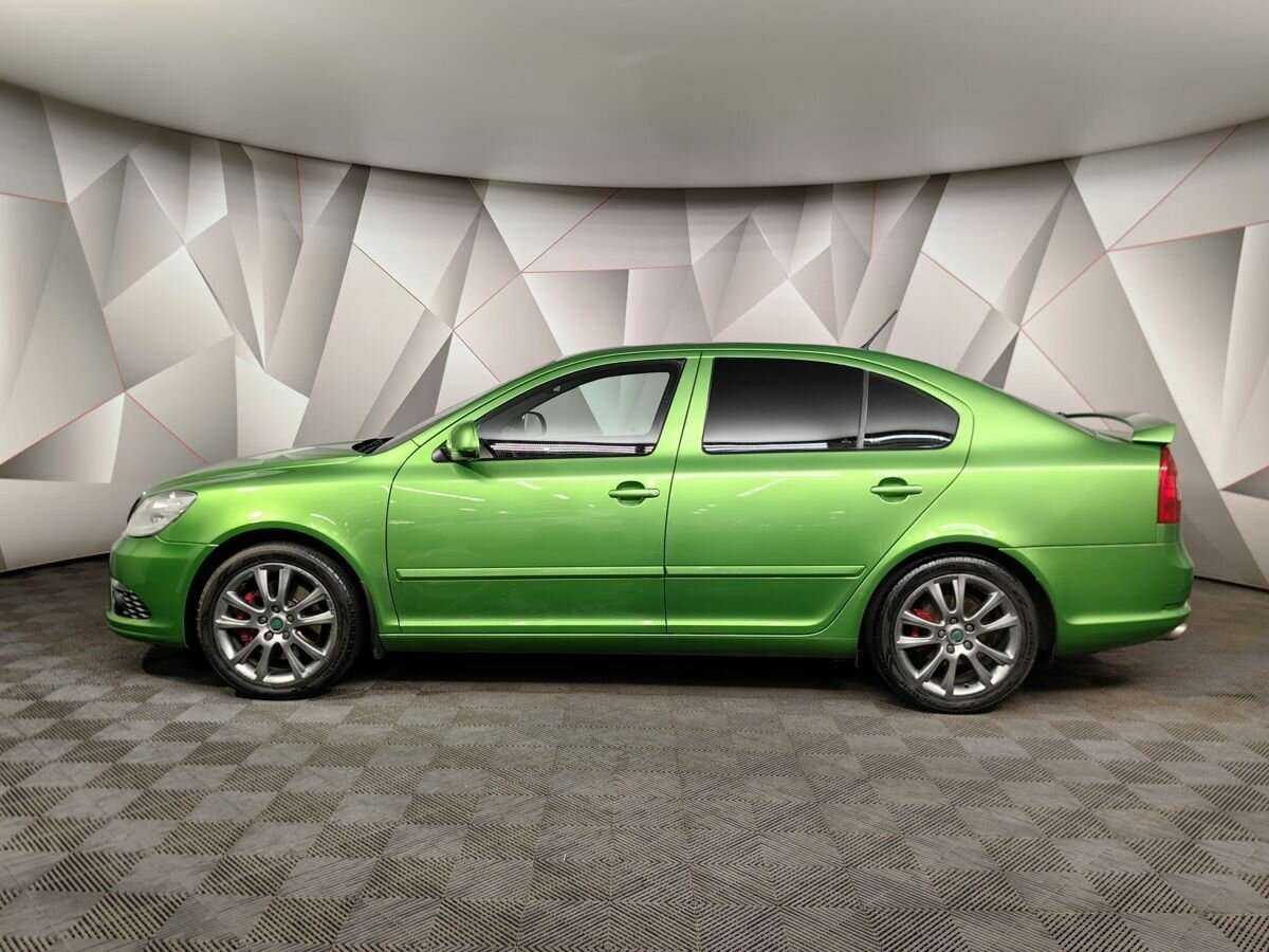 Купить Skoda Octavia RS с пробегом. Фото: #4