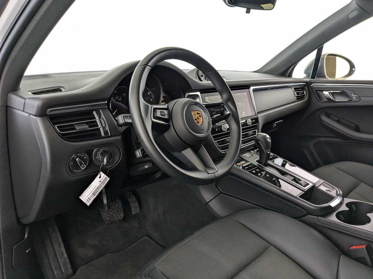 Купить Porsche Macan с пробегом. Фото: #13