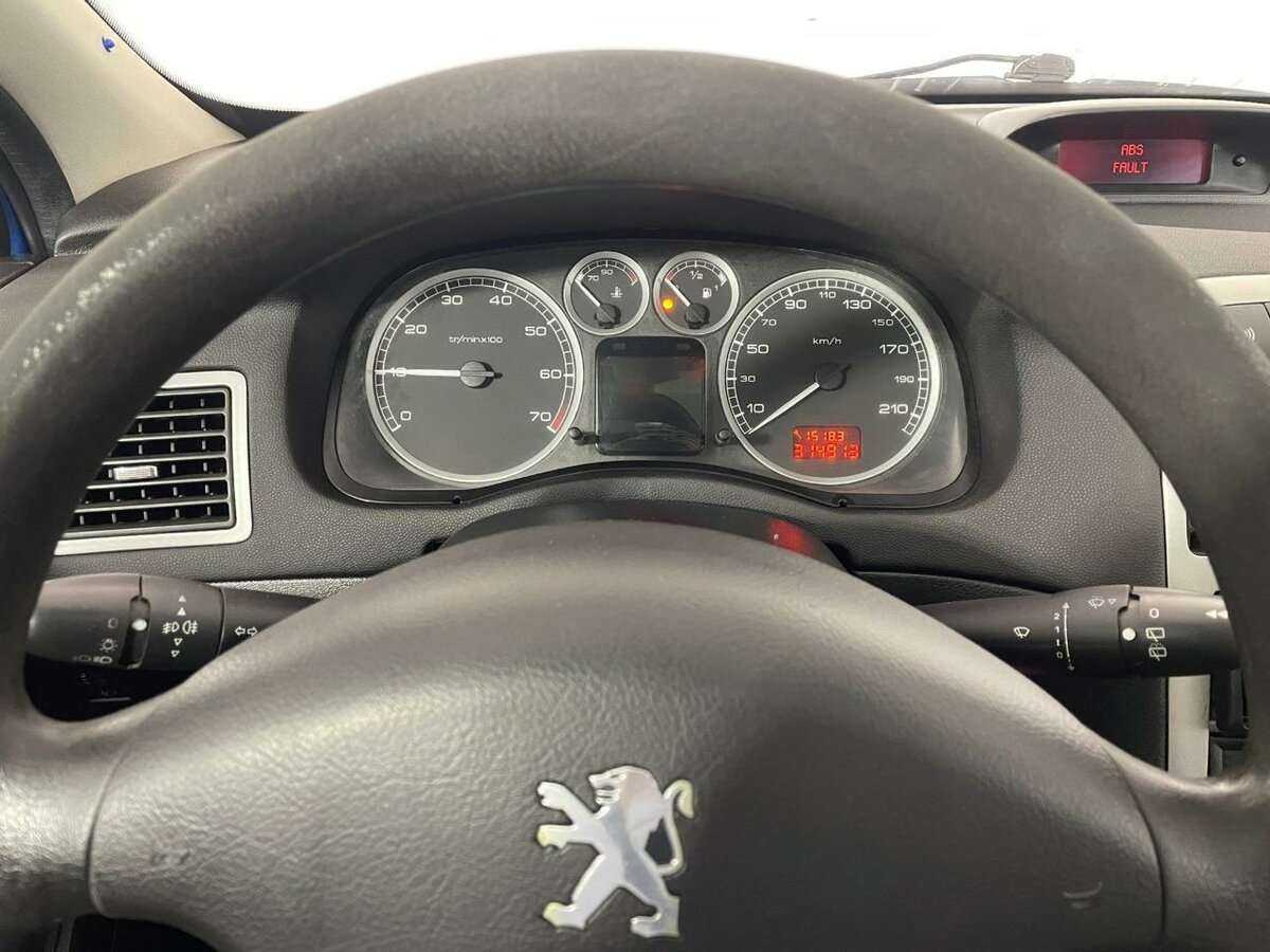 Купить Peugeot 307 с пробегом. Фото: #10