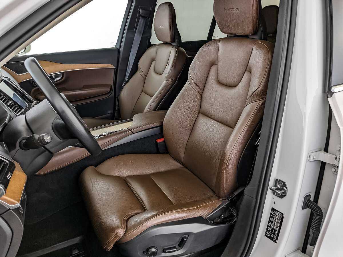 Купить Volvo XC90 с пробегом. Фото: #15