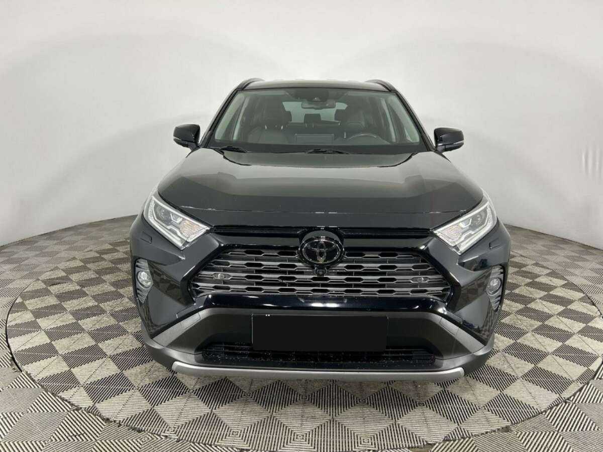 Купить Toyota RAV4 с пробегом. Фото: #1