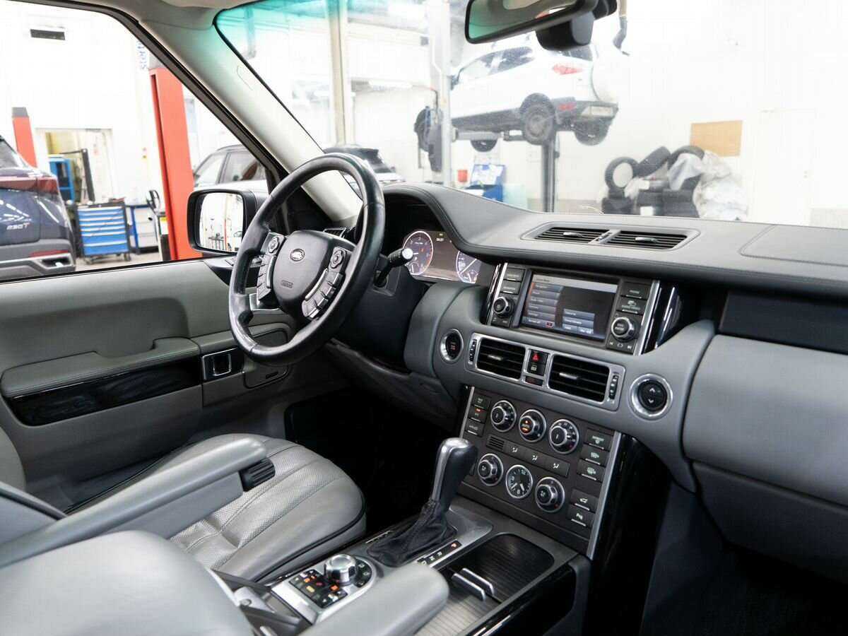 Купить Land Rover Range Rover с пробегом. Фото: #22