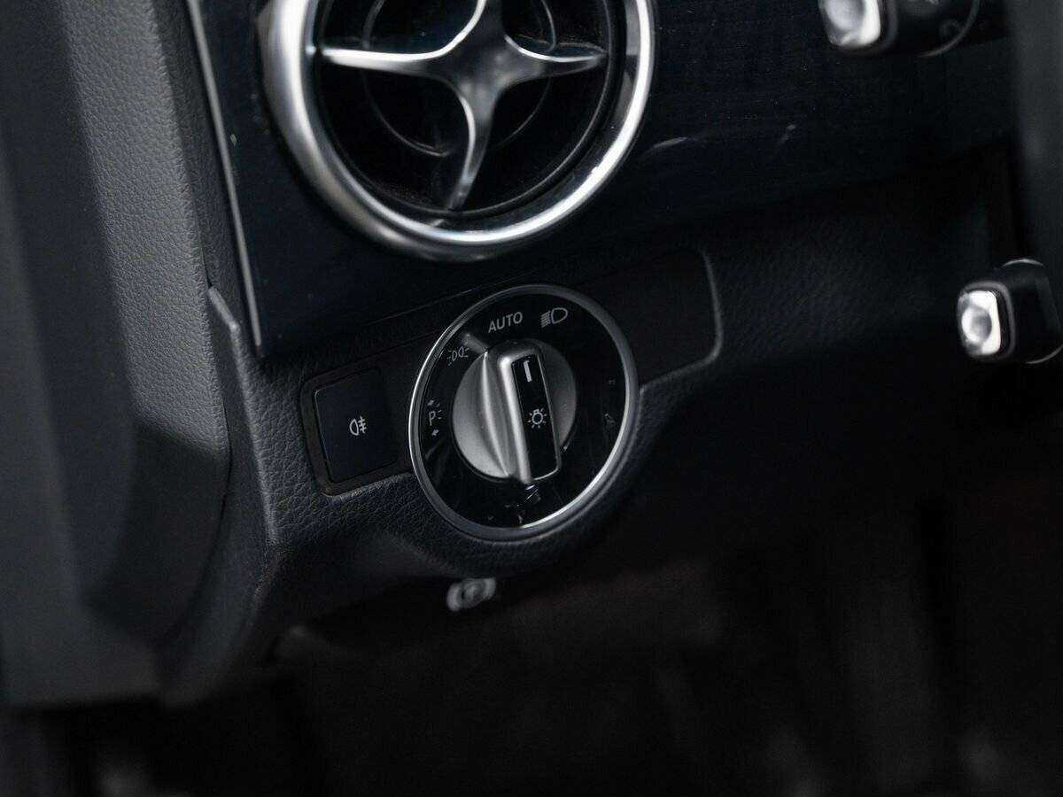 Купить Mercedes-Benz GLK-Класс с пробегом. Фото: #18