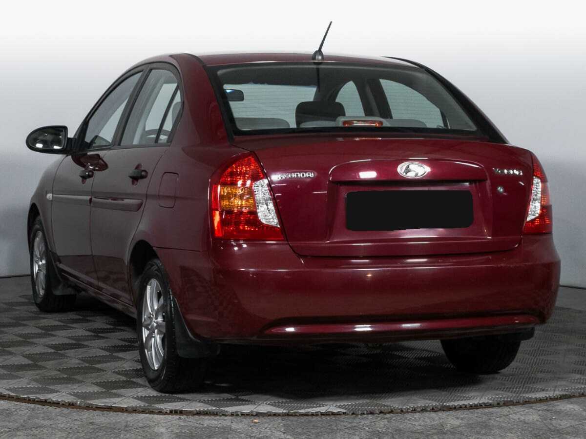 Купить Hyundai Verna с пробегом. Фото: #6