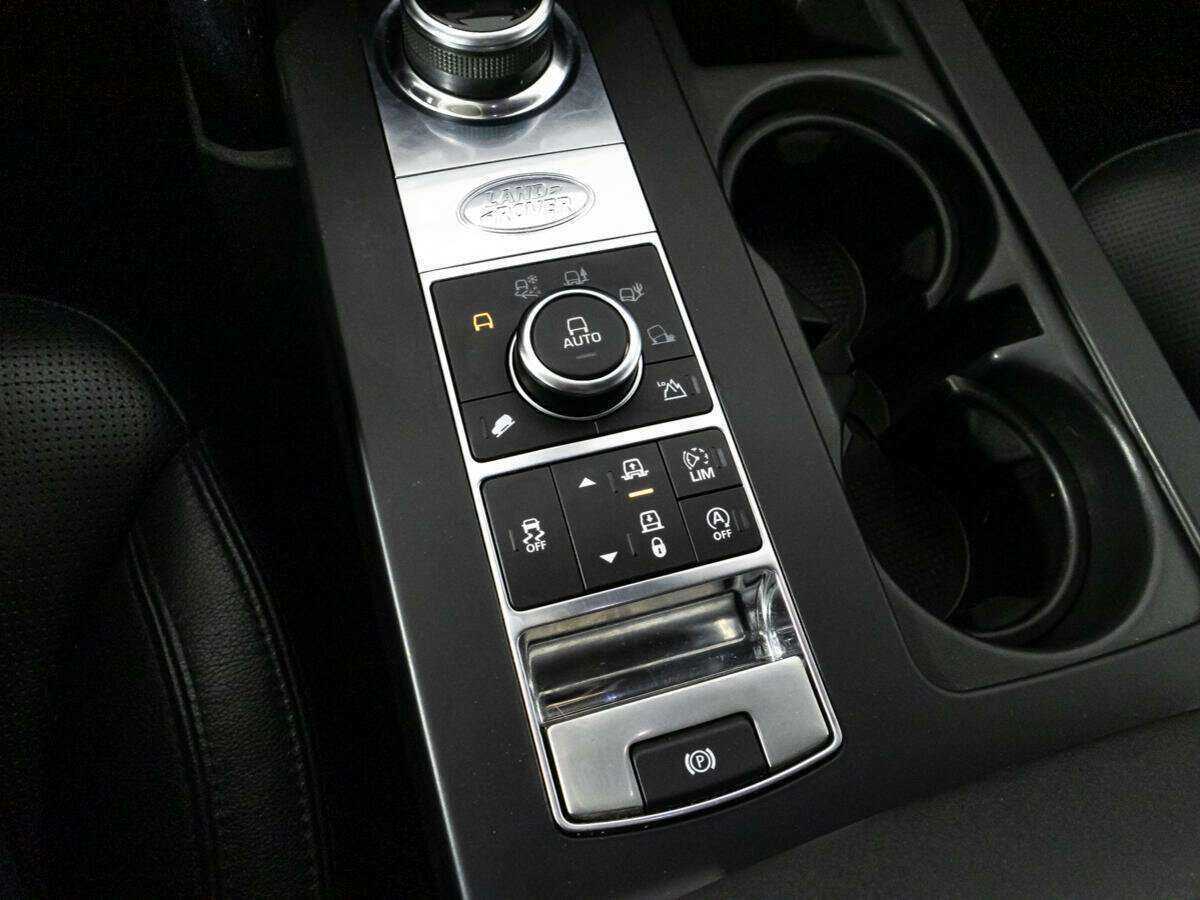 Купить Land Rover Discovery с пробегом. Фото: #18