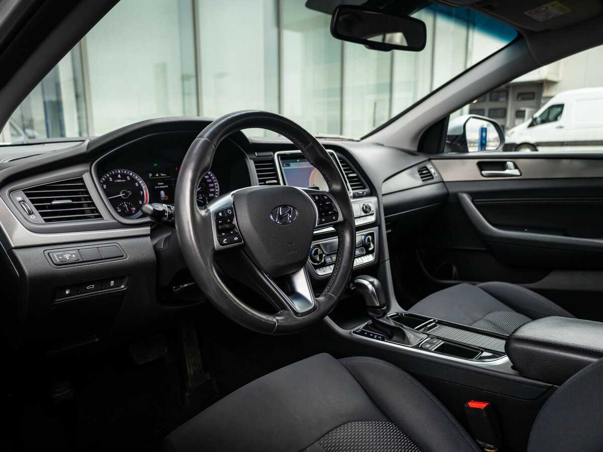 Купить Hyundai Sonata с пробегом. Фото: #12