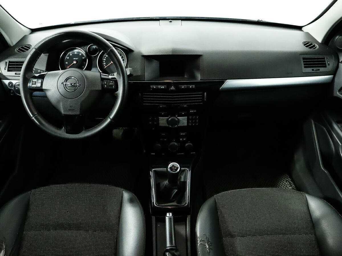 Купить Opel Astra с пробегом. Фото: #11