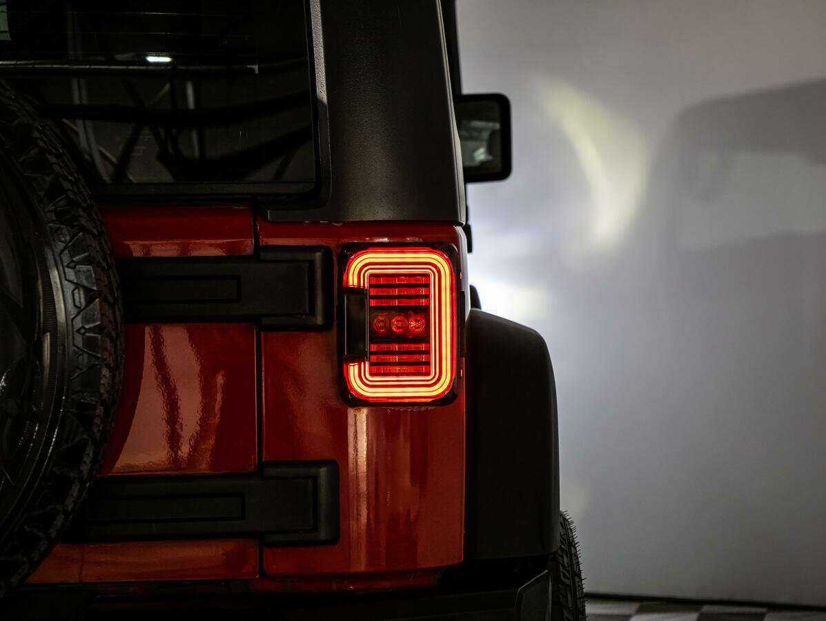 Купить Jeep Wrangler с пробегом. Фото: #25