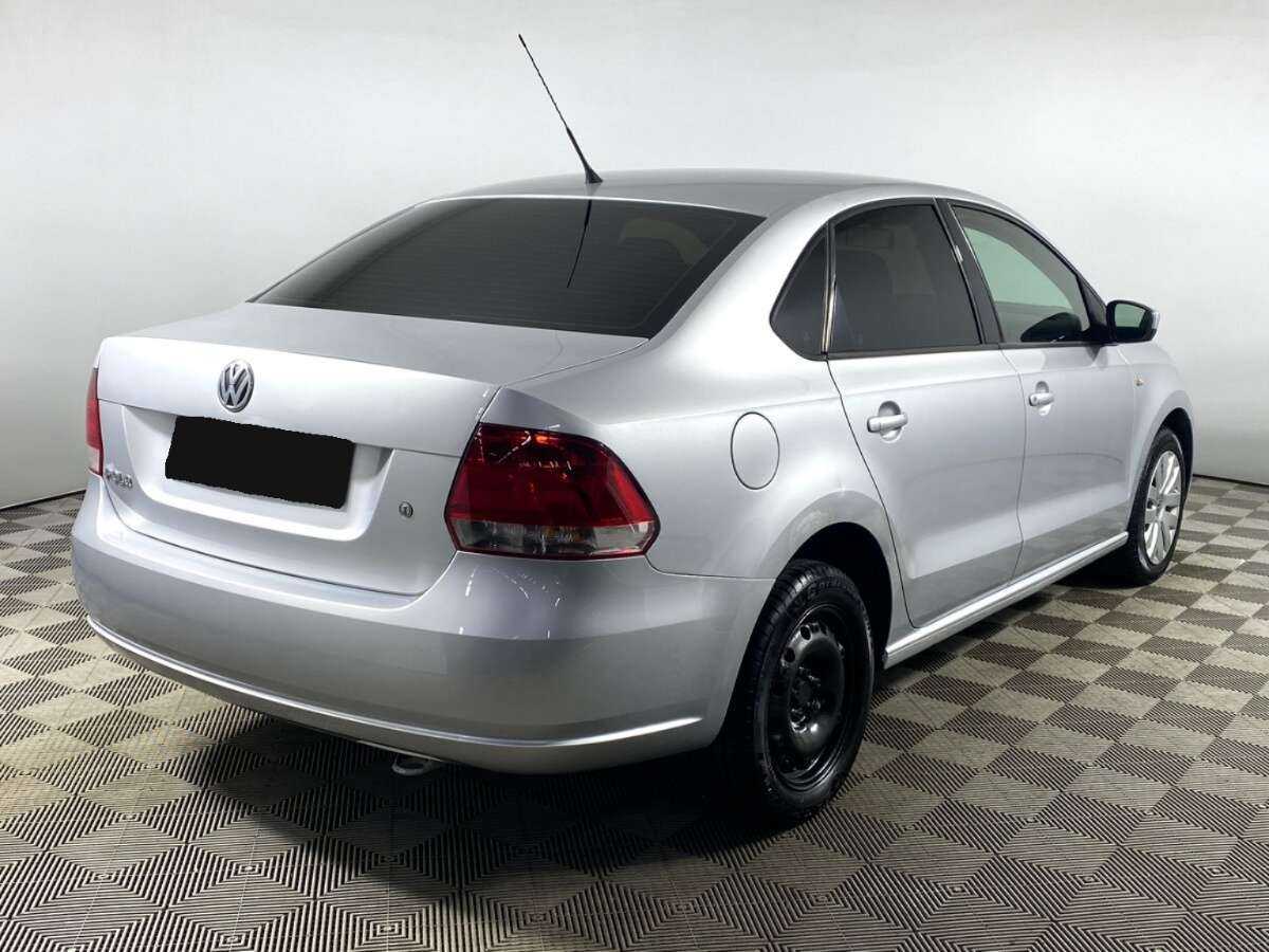 Купить Volkswagen Polo с пробегом. Фото: #4