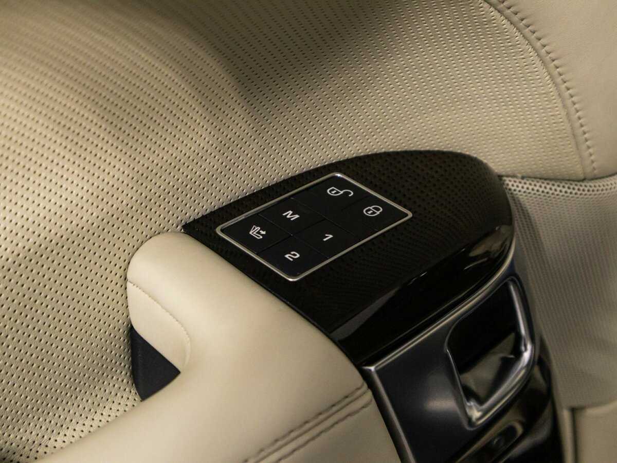 Купить Land Rover Range Rover с пробегом. Фото: #24