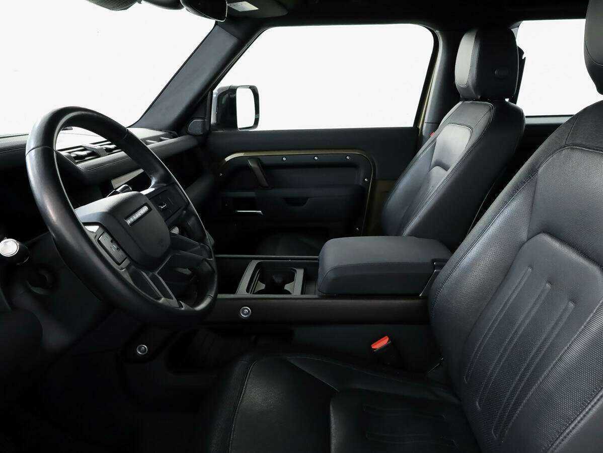 Купить Land Rover Defender с пробегом. Фото: #9