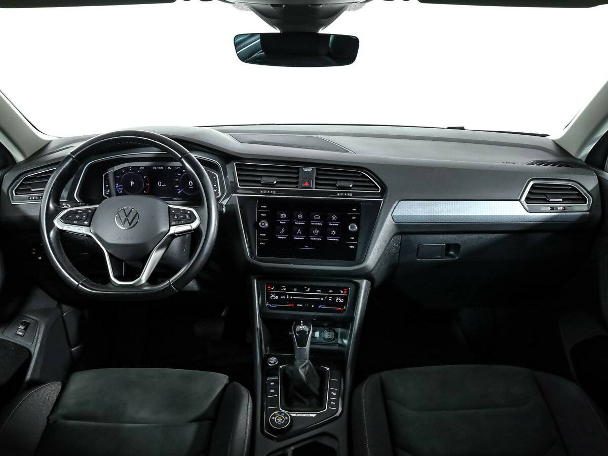 Купить Volkswagen Tiguan с пробегом. Фото: #7