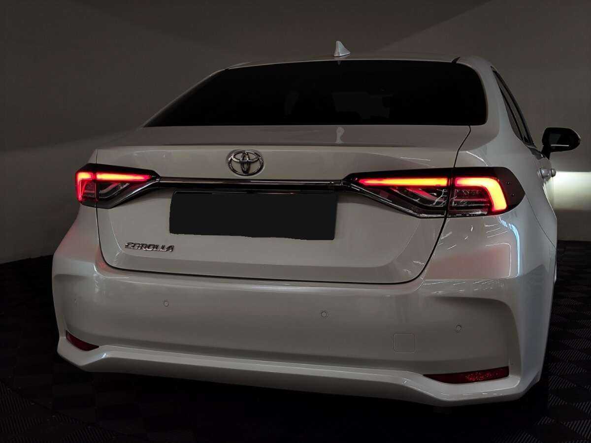 Купить Toyota Corolla с пробегом. Фото: #25