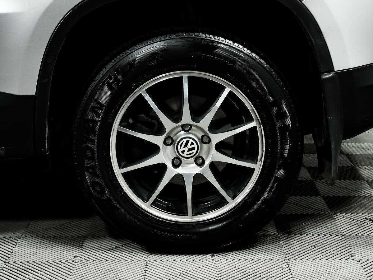 Купить Volkswagen Tiguan с пробегом. Фото: #11