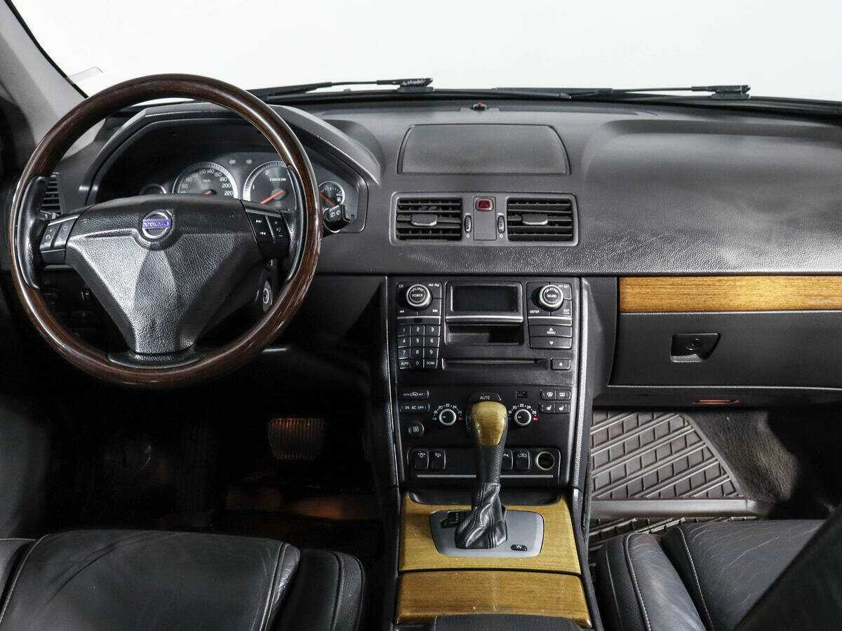 Купить Volvo XC90 с пробегом. Фото: #11