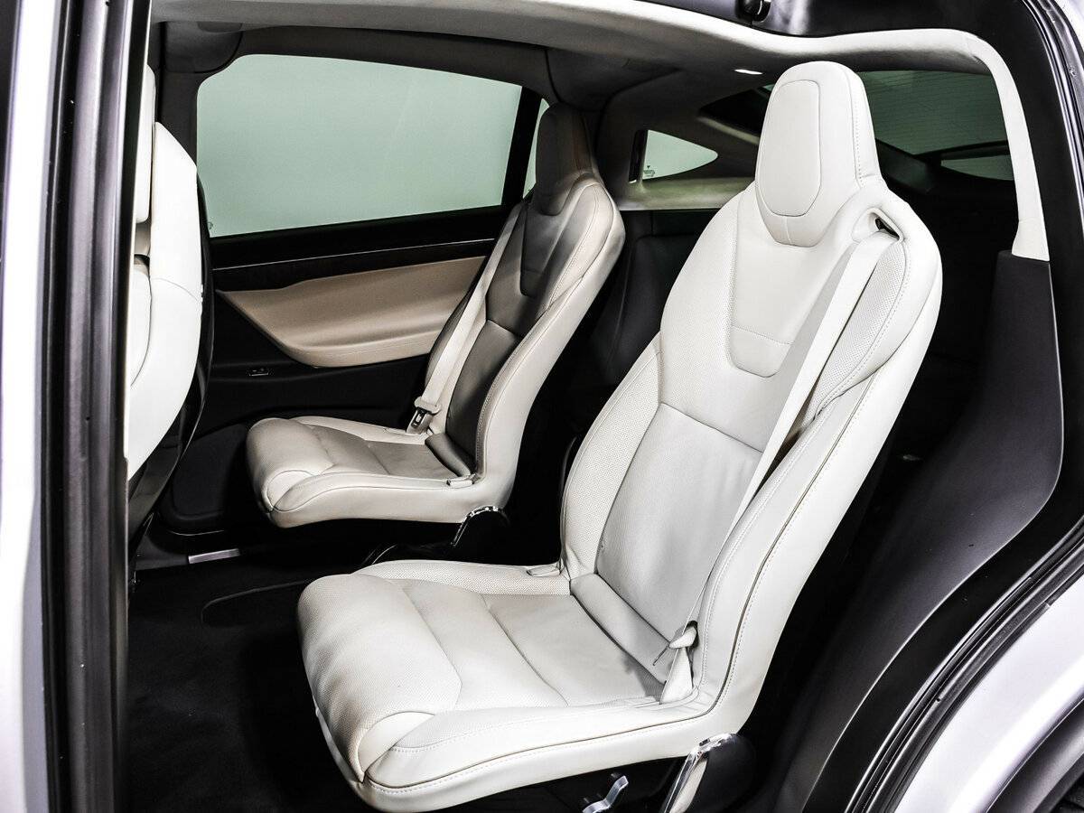 Купить Tesla Model X с пробегом. Фото: #12