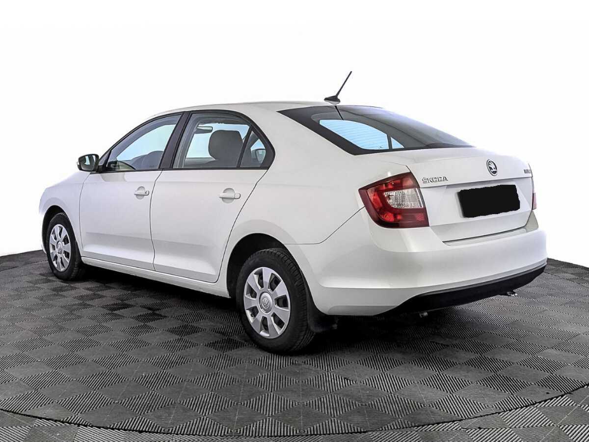 Купить Skoda Rapid с пробегом. Фото: #6