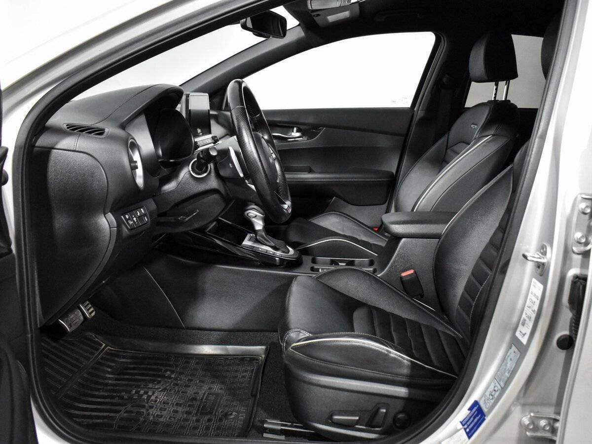 Купить Kia Cerato с пробегом. Фото: #8