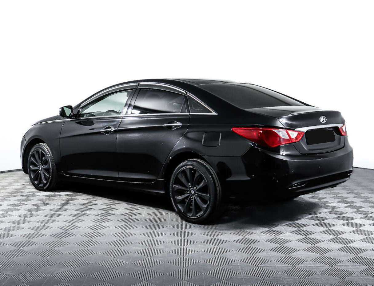 Купить Hyundai Sonata с пробегом. Фото: #6
