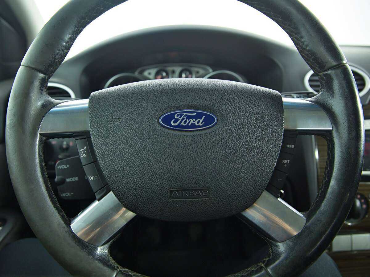 Купить Ford Focus с пробегом. Фото: #10