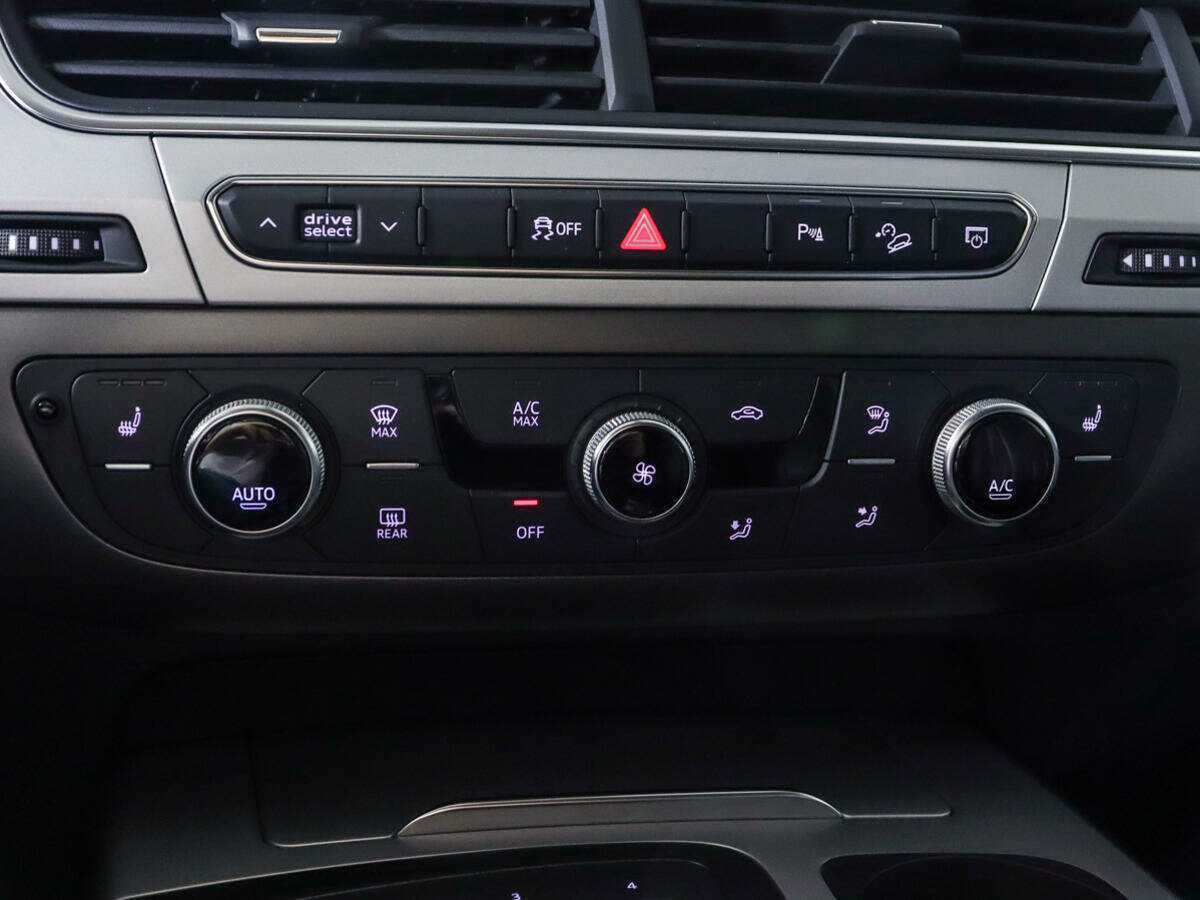 Купить Audi Q7 с пробегом. Фото: #17