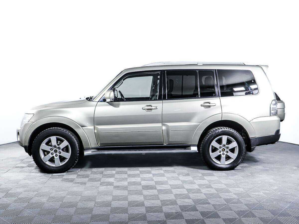 Купить Mitsubishi Pajero с пробегом. Фото: #6