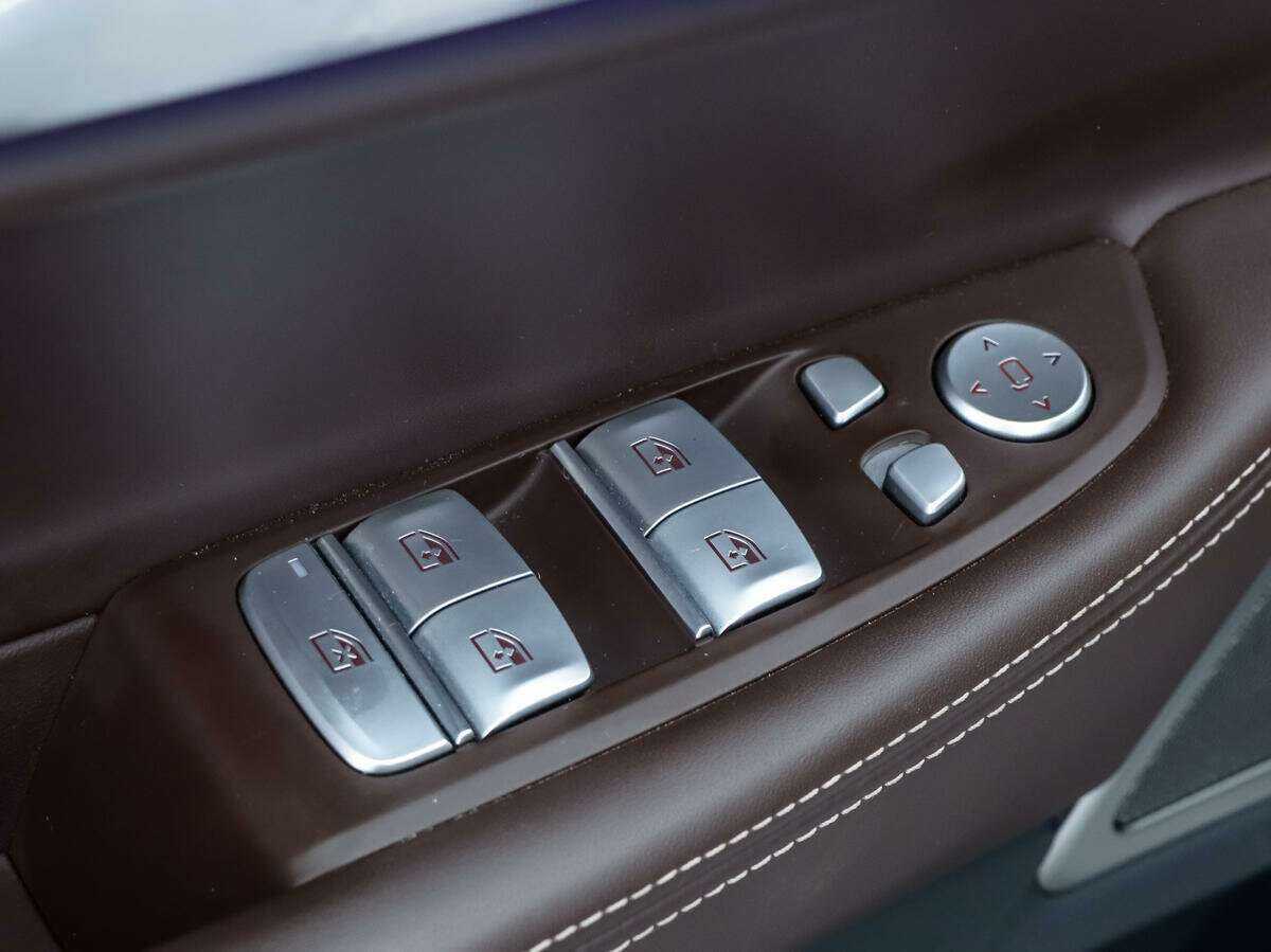 Купить BMW 7 серии с пробегом. Фото: #25
