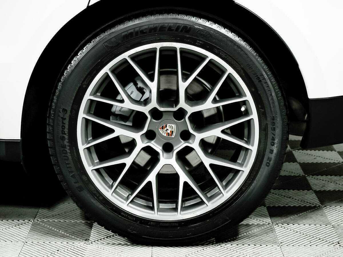 Купить Porsche Macan с пробегом. Фото: #13