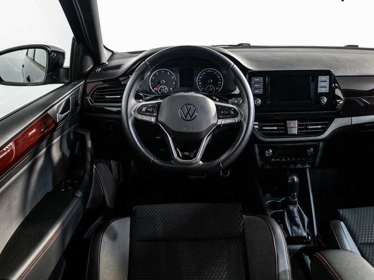Купить Volkswagen Polo с пробегом. Фото: #13
