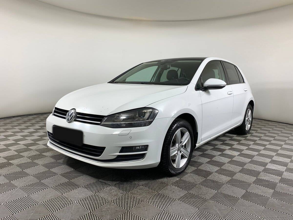 Купить Volkswagen Golf с пробегом. Посмотреть фото