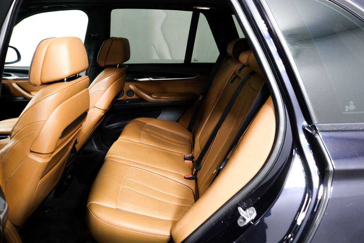 Купить BMW X5 с пробегом. Фото: #11