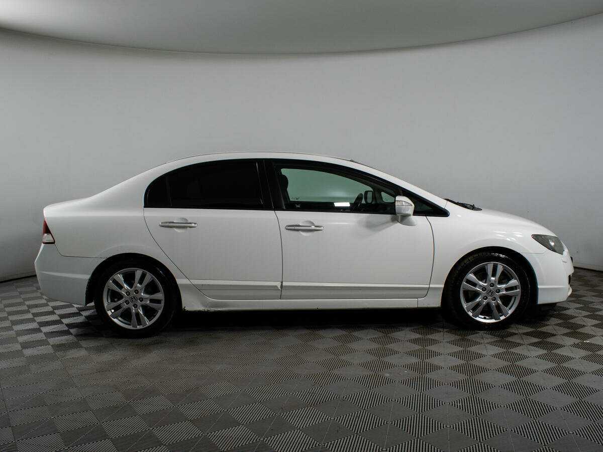 Купить Honda Civic с пробегом. Фото: #3