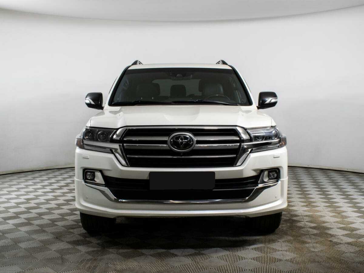 Купить Toyota Land Cruiser с пробегом. Фото: #1