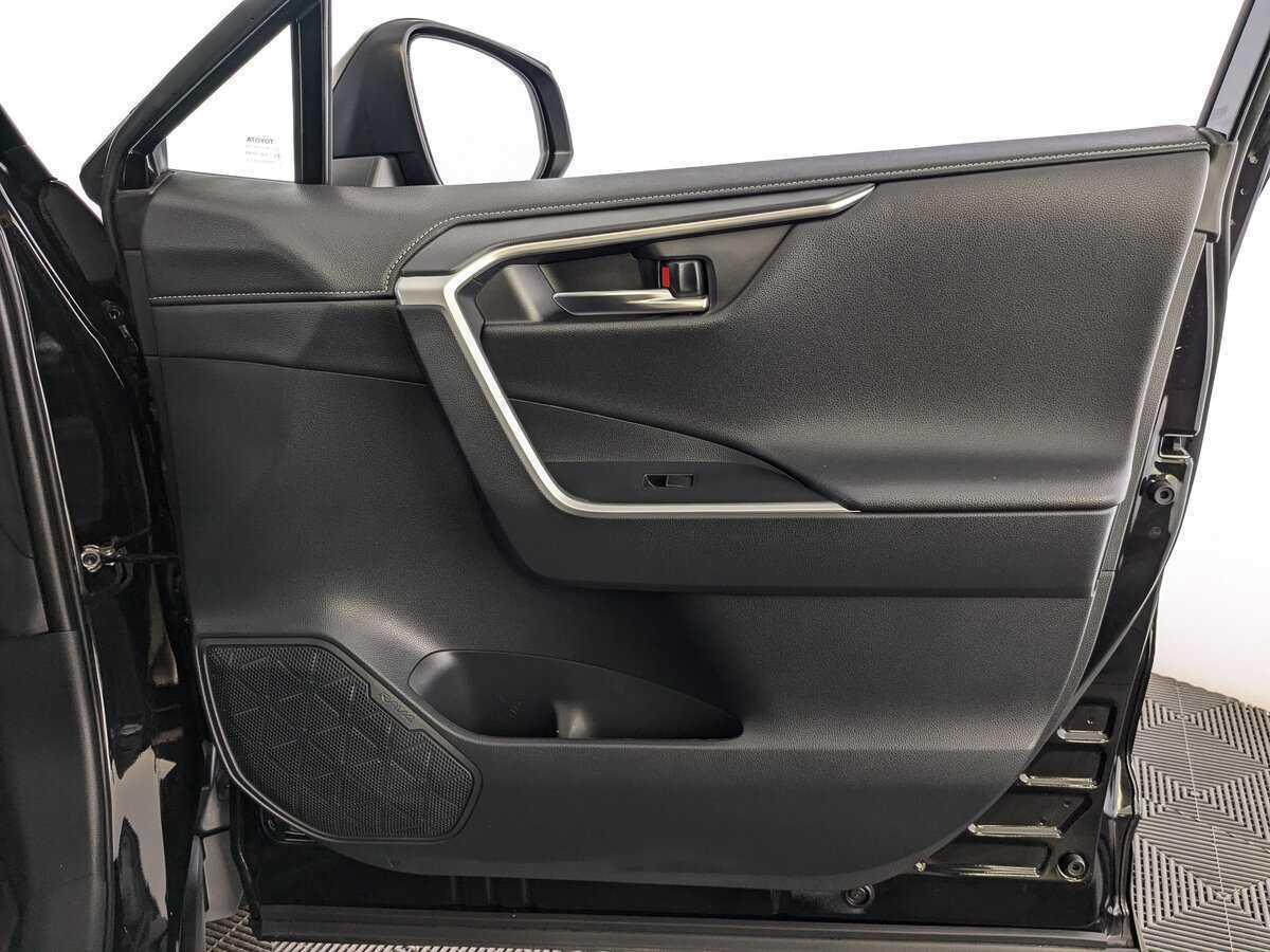 Купить Toyota RAV4 с пробегом. Фото: #20