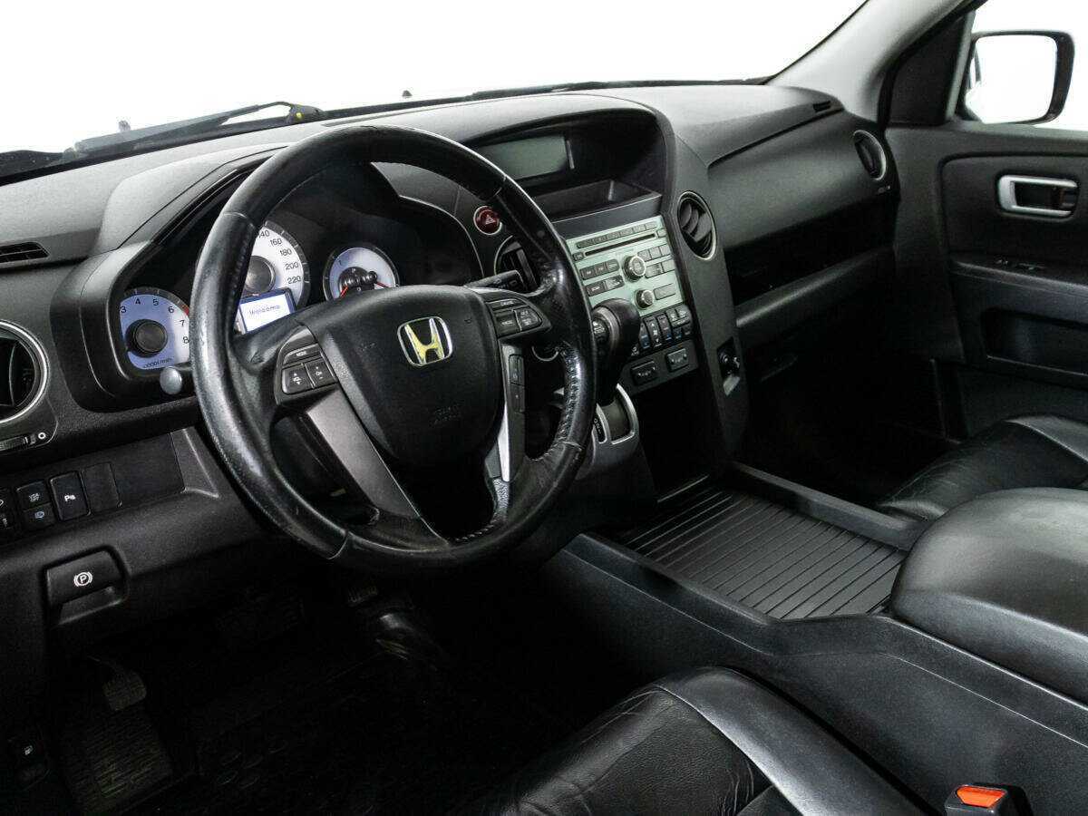 Купить Honda Pilot с пробегом. Фото: #8