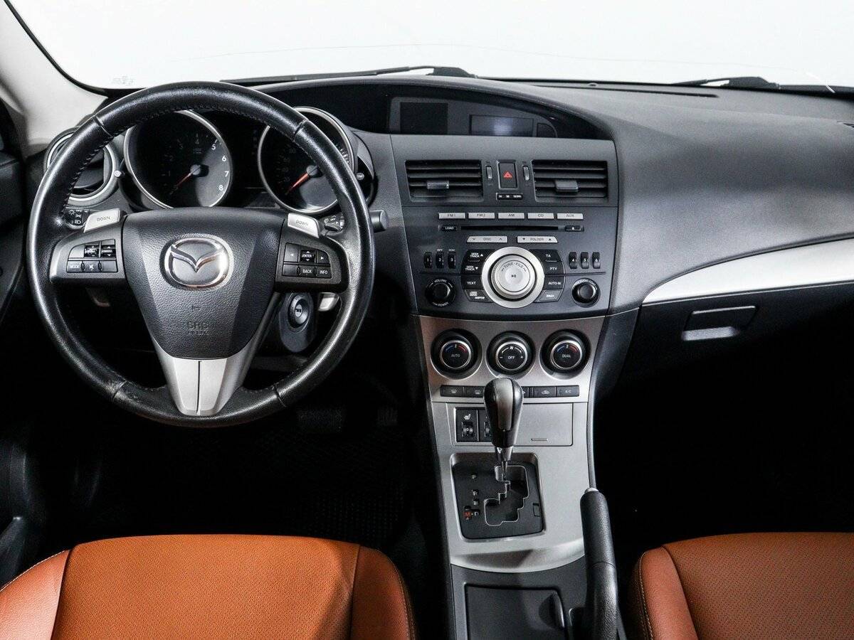 Купить Mazda 3 с пробегом. Фото: #10