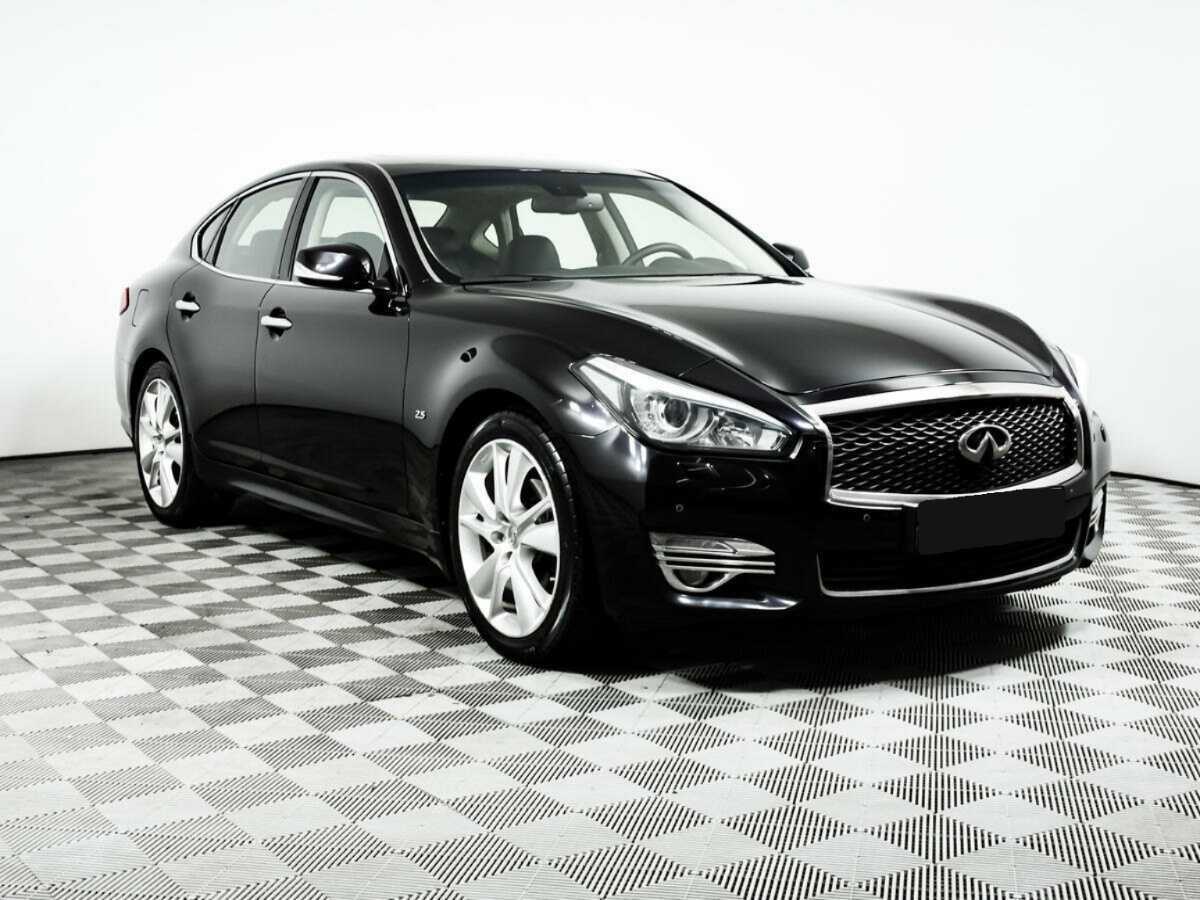 Купить Infiniti Q70 с пробегом. Фото: #2