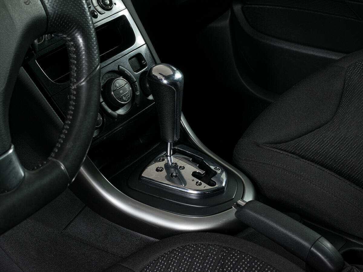 Купить Peugeot 308 с пробегом. Фото: #16
