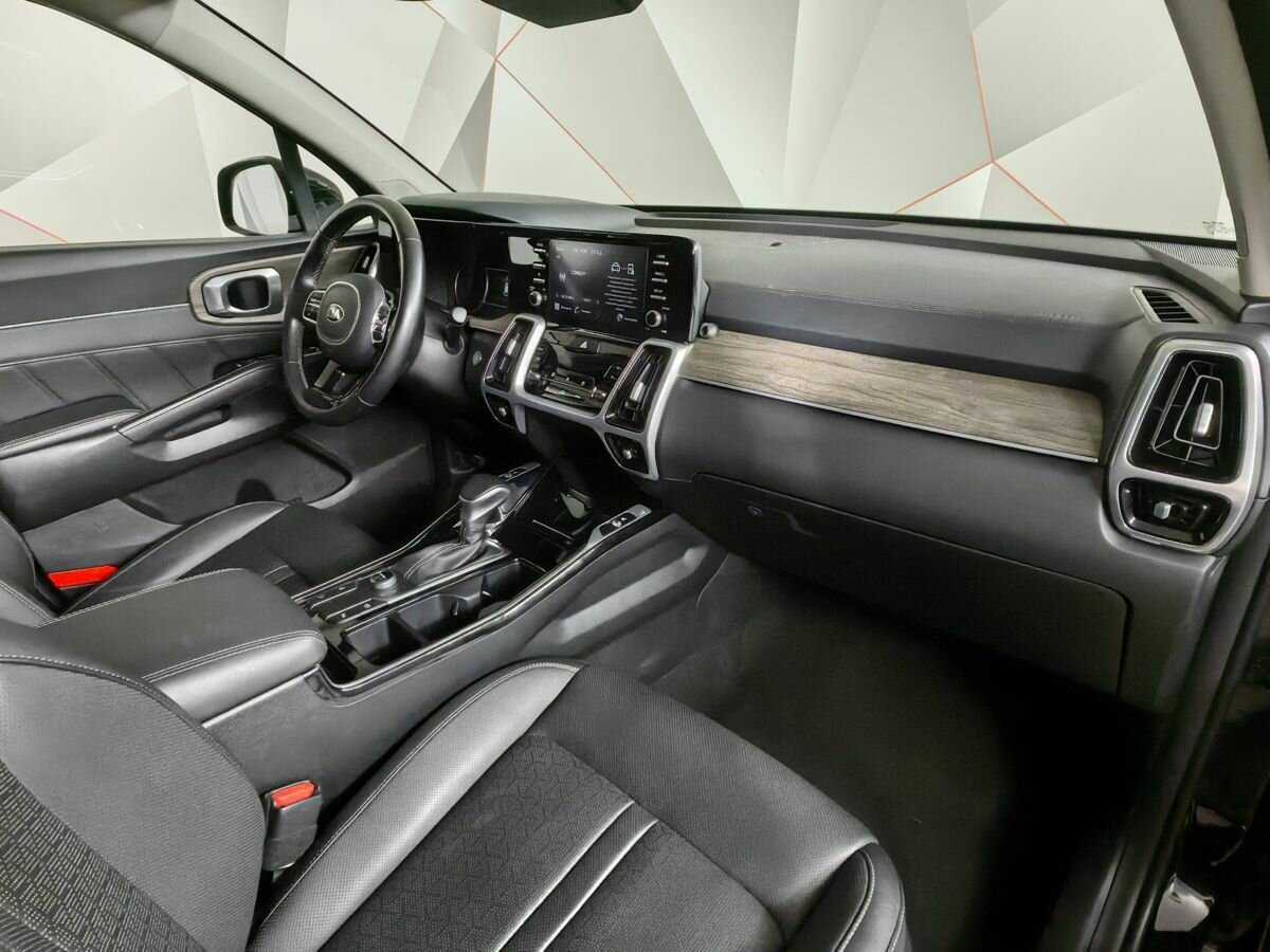Купить Kia Sorento с пробегом. Фото: #8