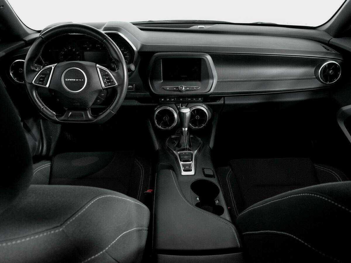 Купить Chevrolet Camaro с пробегом. Фото: #11