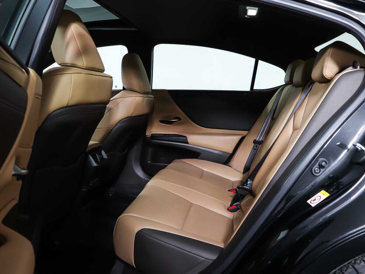 Купить Lexus ES с пробегом. Фото: #9