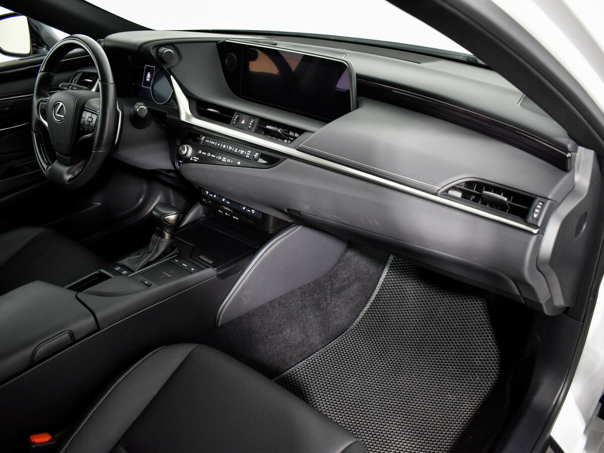 Купить Lexus ES с пробегом. Фото: #10