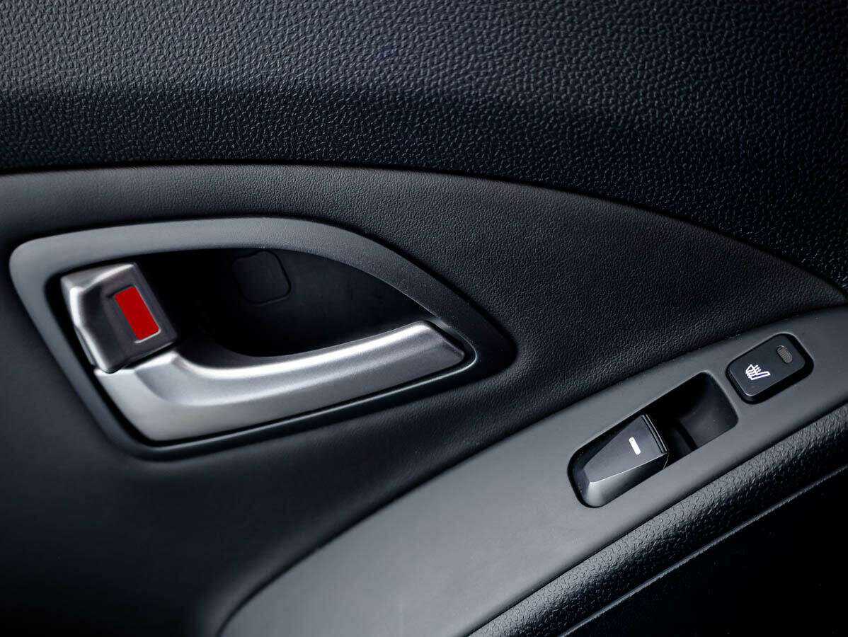 Купить Hyundai ix35 с пробегом. Фото: #12