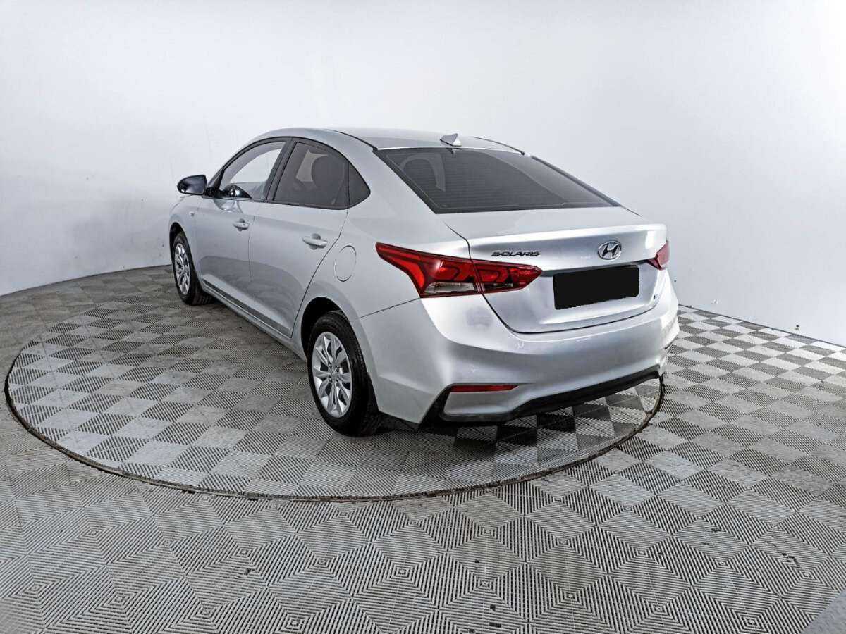Купить Hyundai Solaris с пробегом. Фото: #6