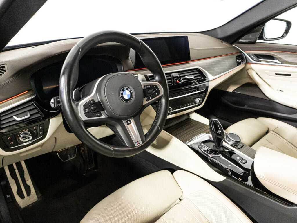 Купить BMW 5 серии с пробегом. Фото: #10