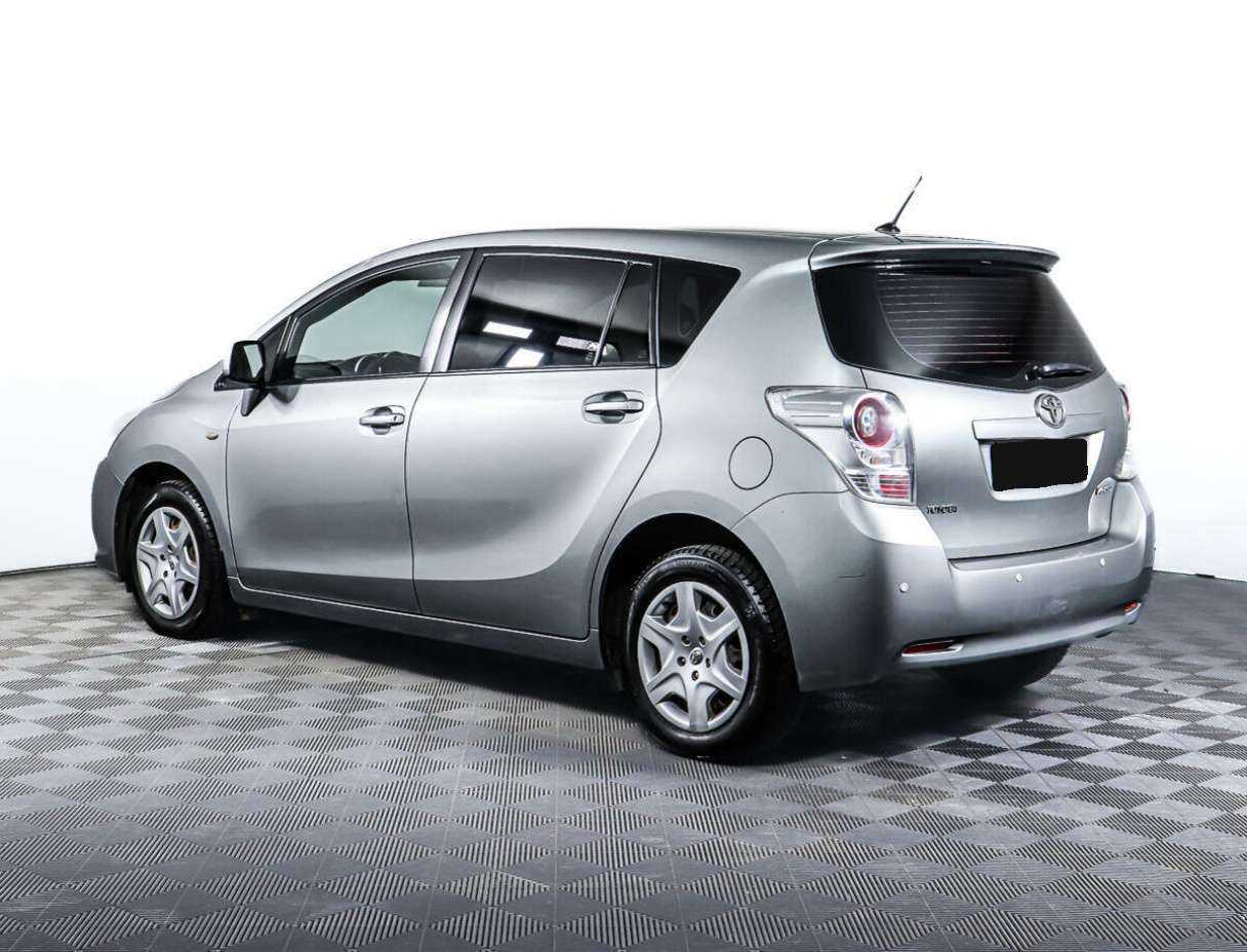 Купить Toyota Verso с пробегом. Фото: #6