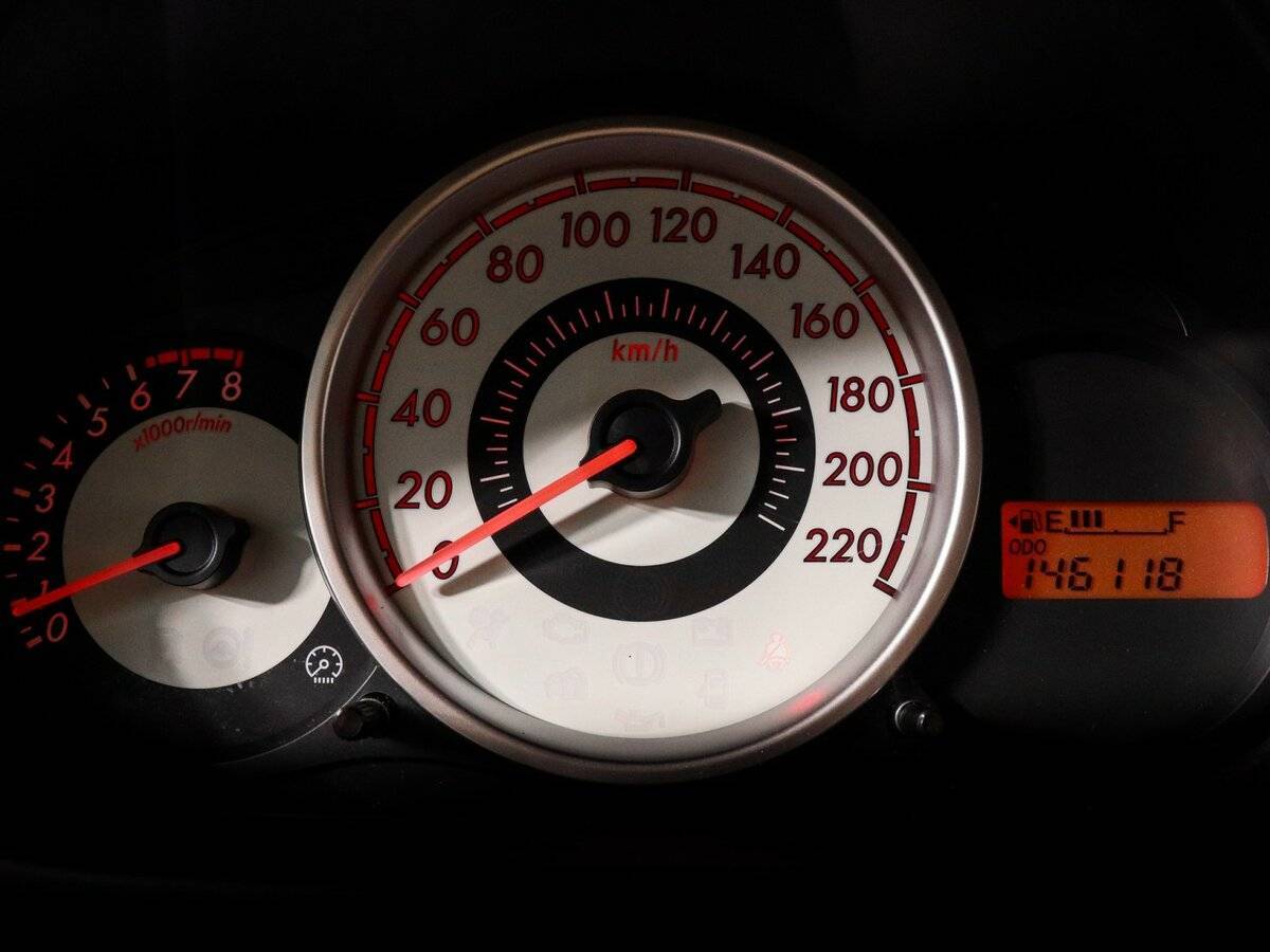 Купить Mazda 2 с пробегом. Фото: #10